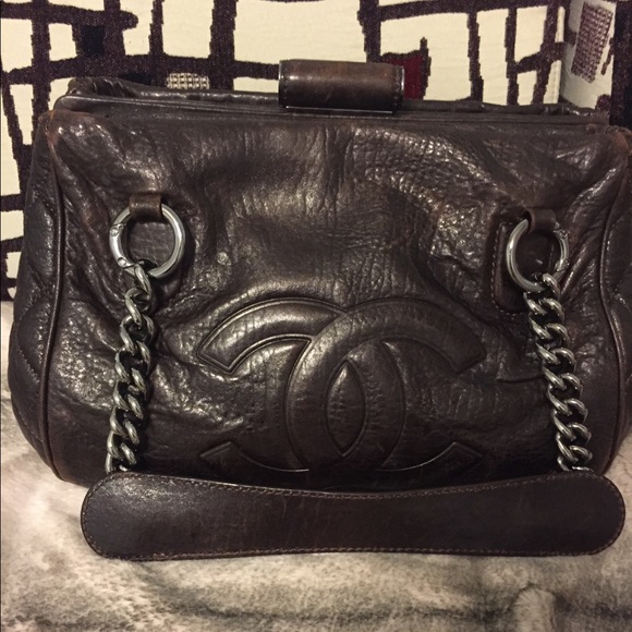 Chanel Authentic Shoulder Bag. Willing to TRADE - Picture 1 of 11